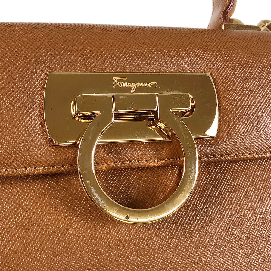 Salvatore Ferragamo Gancini AQ-21 2193 Hand bag