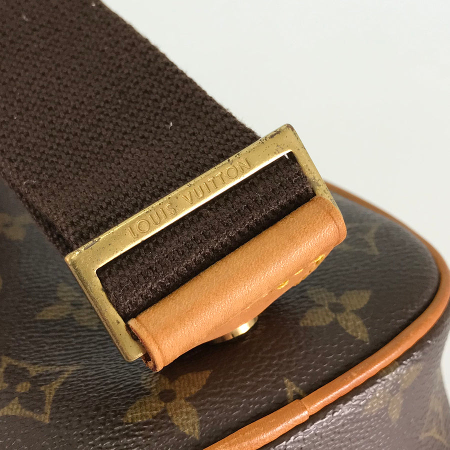LOUIS VUITTON Monogram Pochette Gange M51870 Sling bag