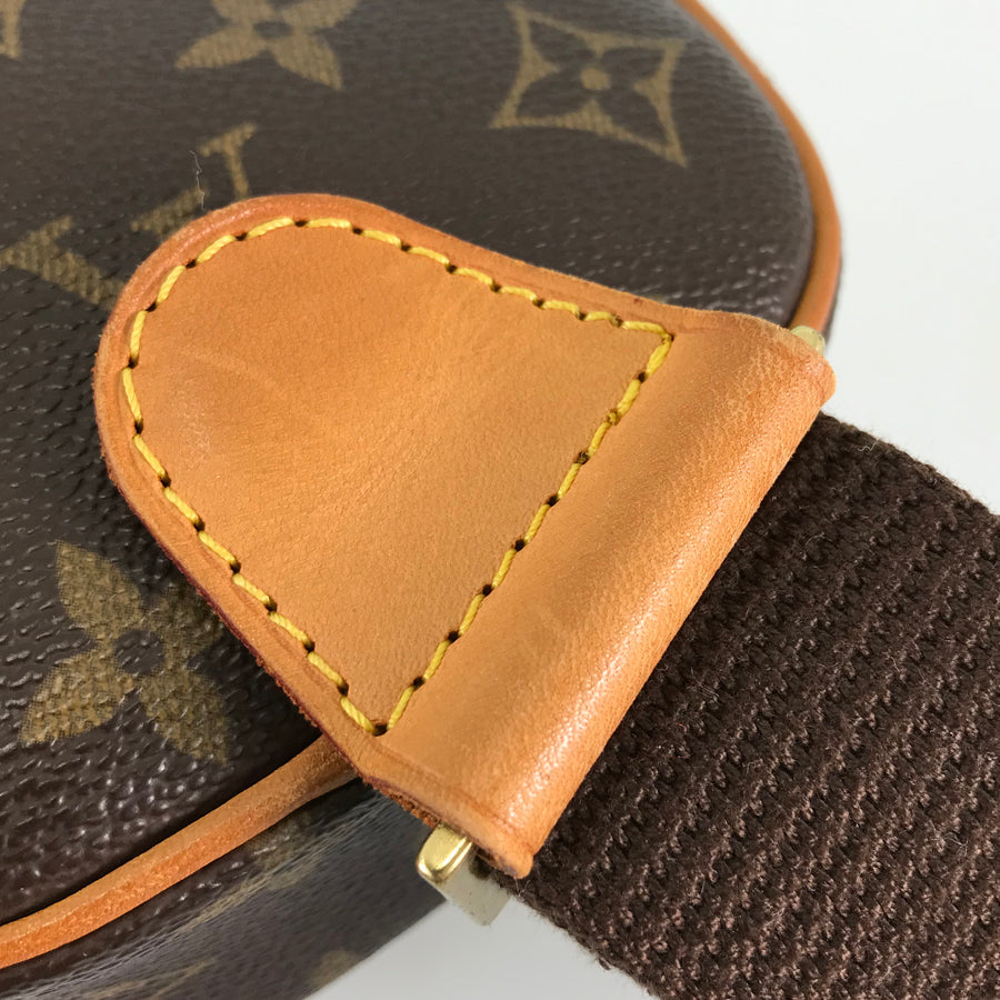 LOUIS VUITTON Monogram Pochette Gange M51870 Sling bag
