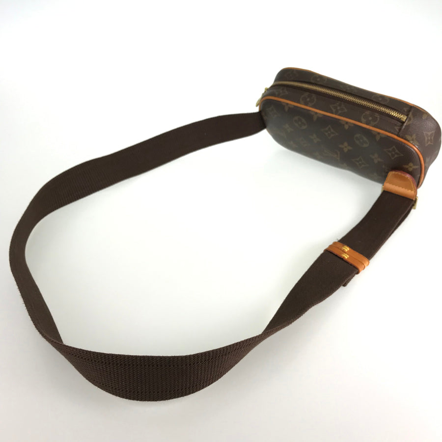 LOUIS VUITTON Monogram Pochette Gange M51870 Sling bag