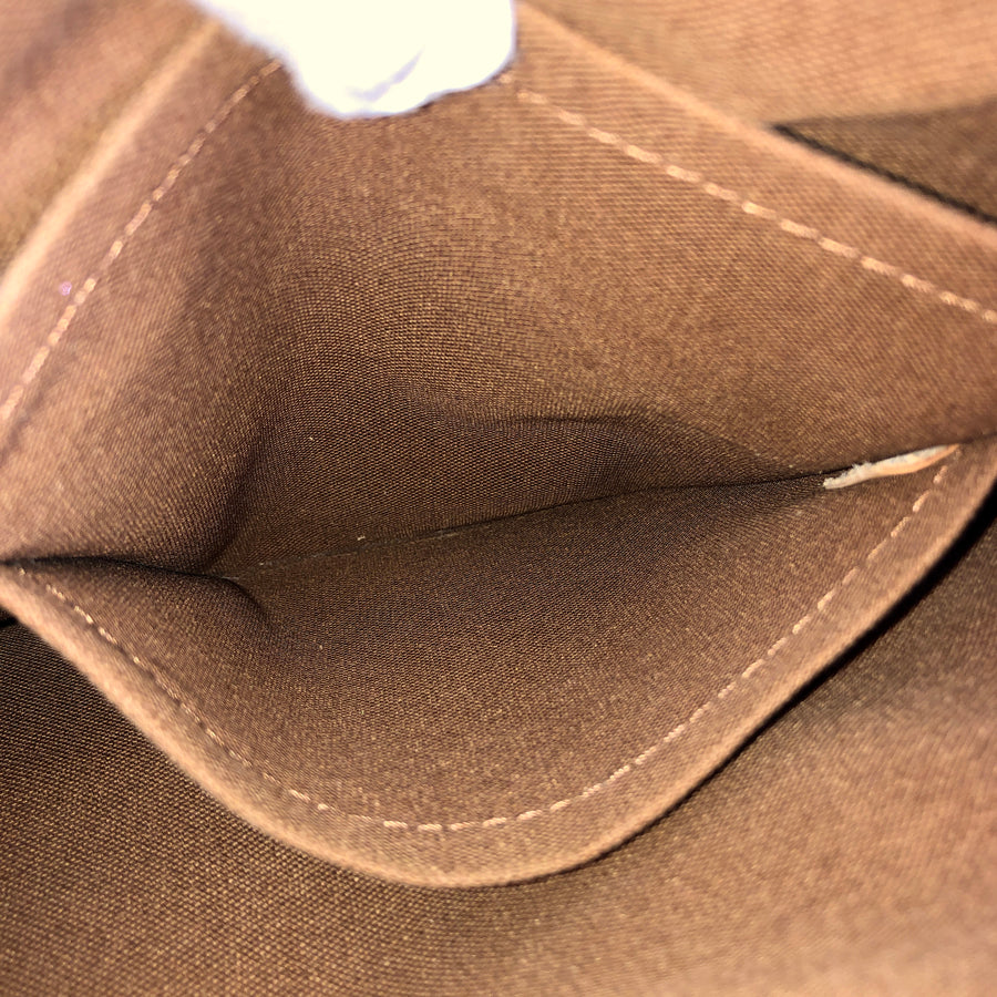 LOUIS VUITTON Monogram Messenger Beaubourg MM M97038 Shoulder bag
