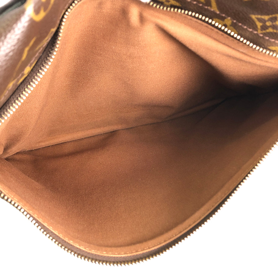LOUIS VUITTON Monogram Messenger Beaubourg MM M97038 Shoulder bag