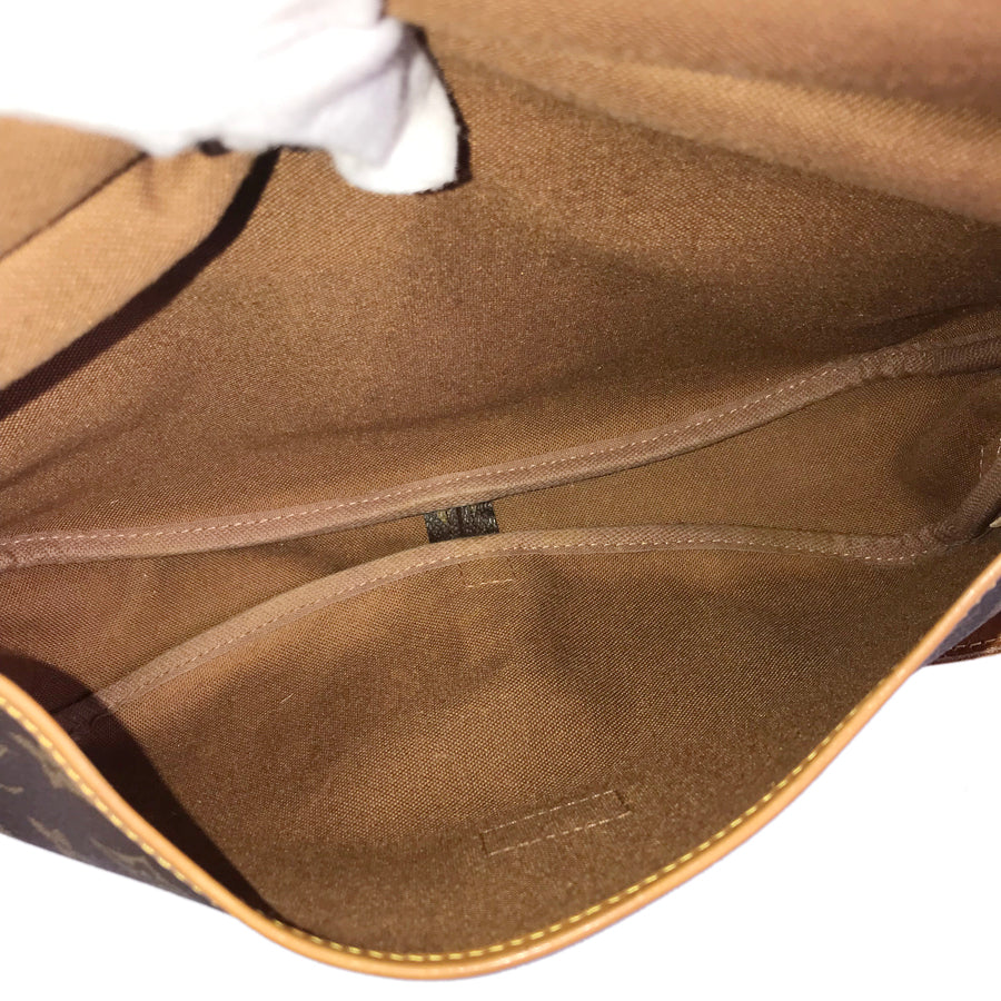 LOUIS VUITTON Monogram Saumur 30 M42256 Shoulder bag