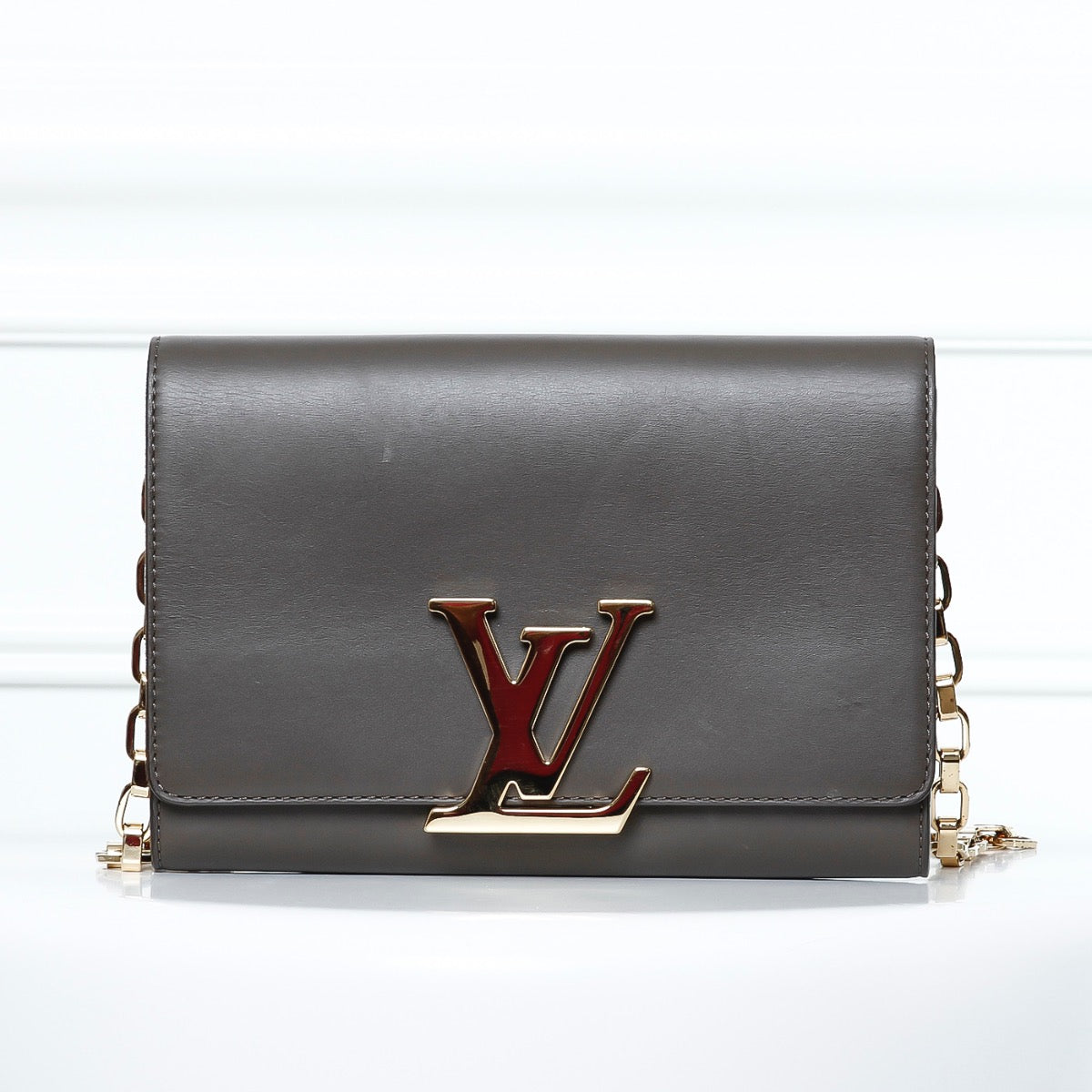 Louis Vuitton Etoupe Chain Louis