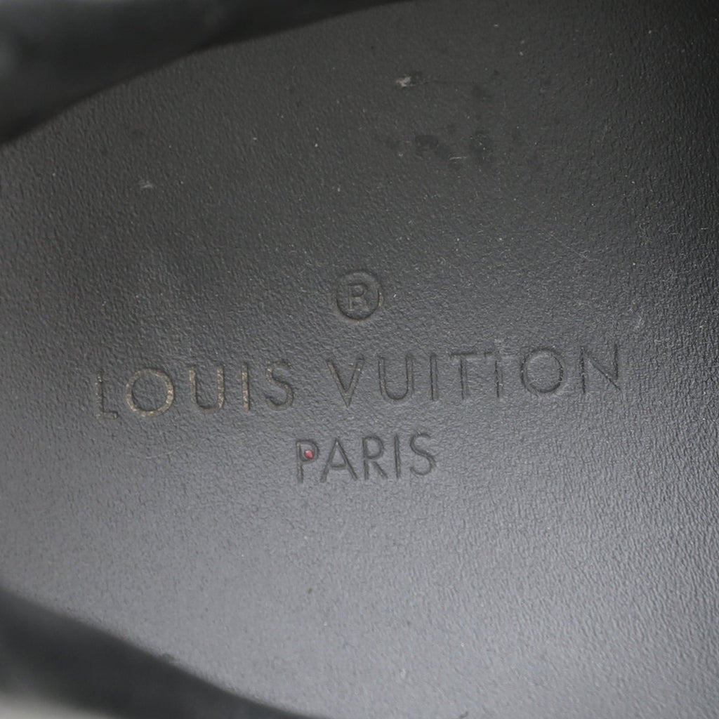 Louis Vuitton Tricolor Run Away Trainer Sneakers 38