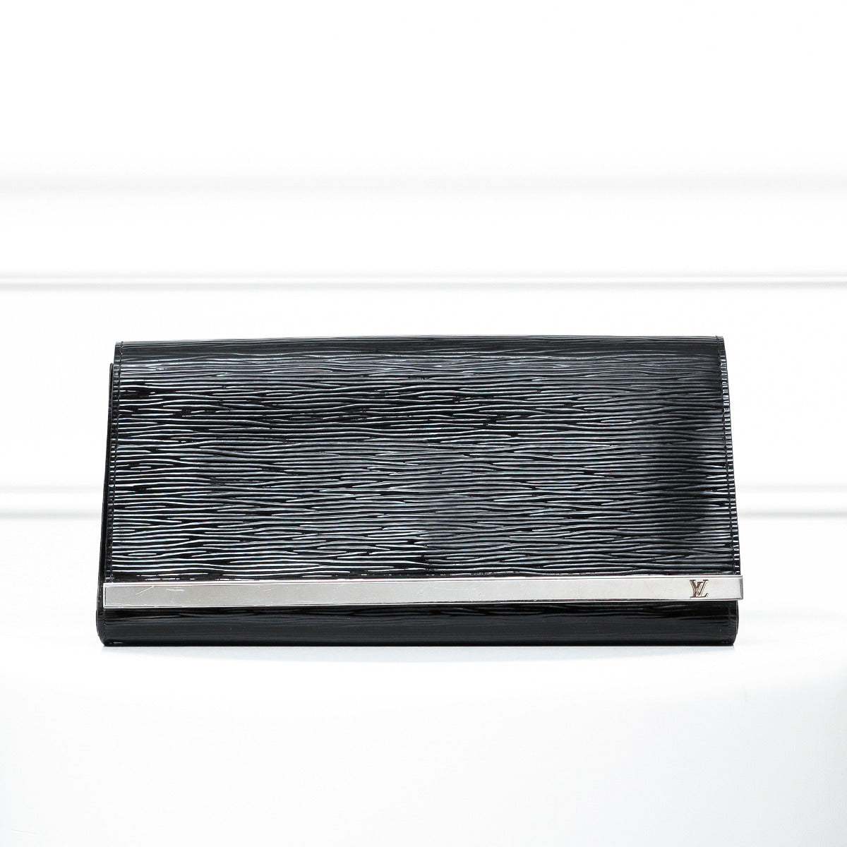 Louis Vuitton Electric Noir Sevigne Vernis Epi Clutch