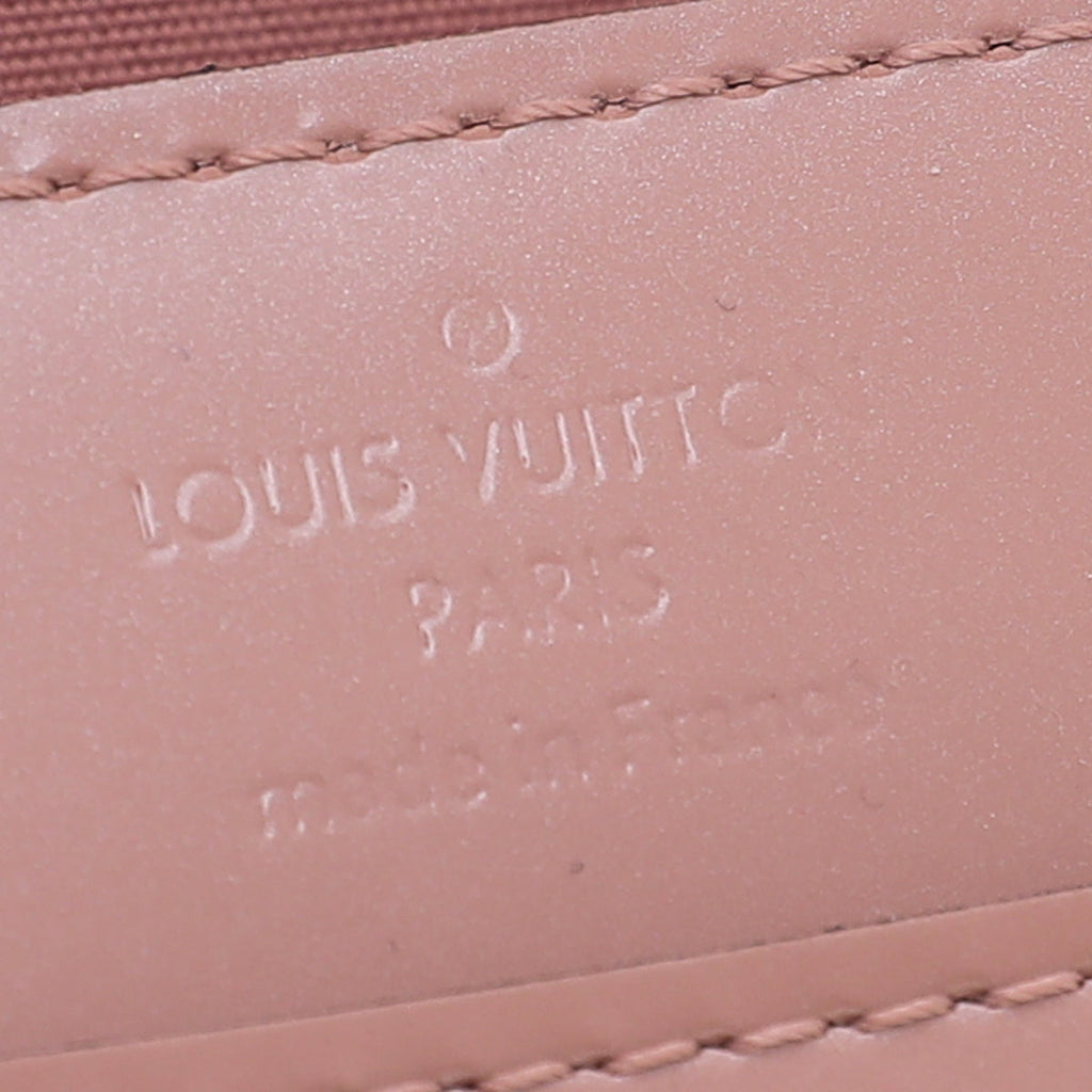 Louis Vuitton Sobe Rose Velour Vernis Louise Clutch
