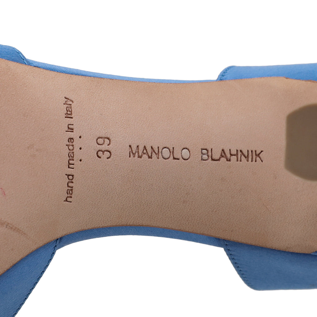 Manolo Blahnik Blue Alicia Pumps 39