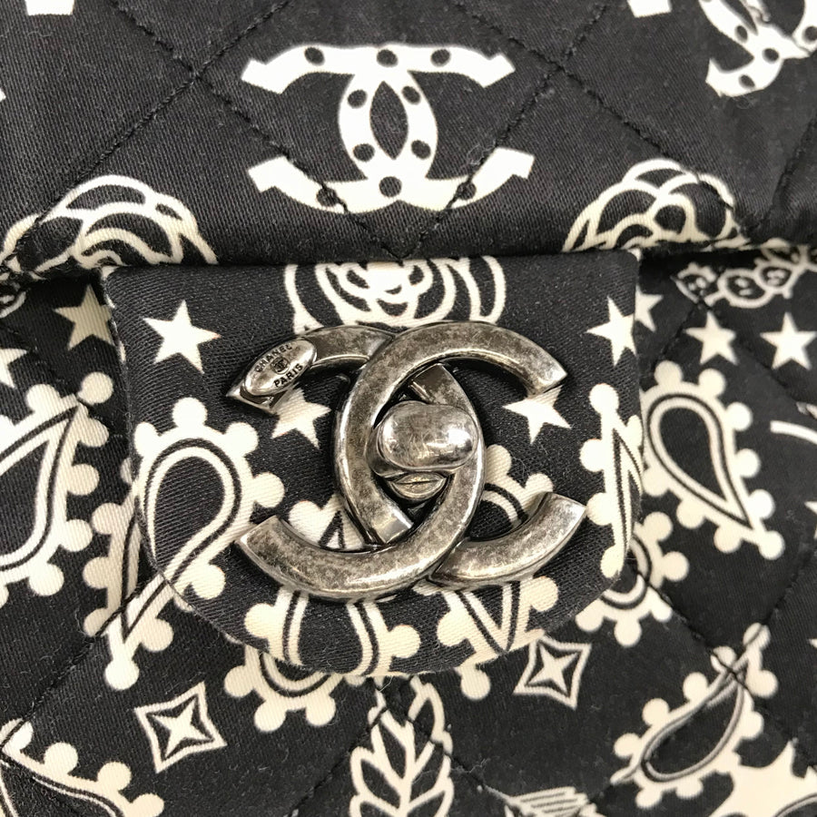 CHANEL WChain Shoulder Shoulder bag