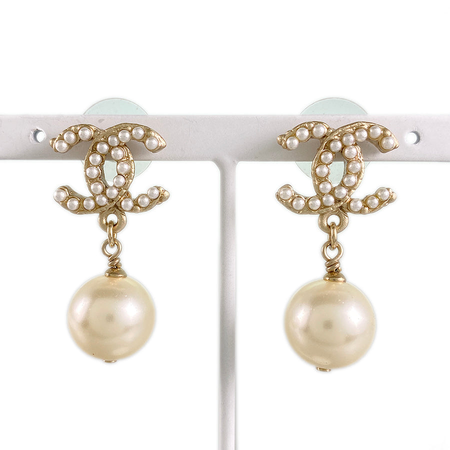 CHANEL COCO Mark Earring