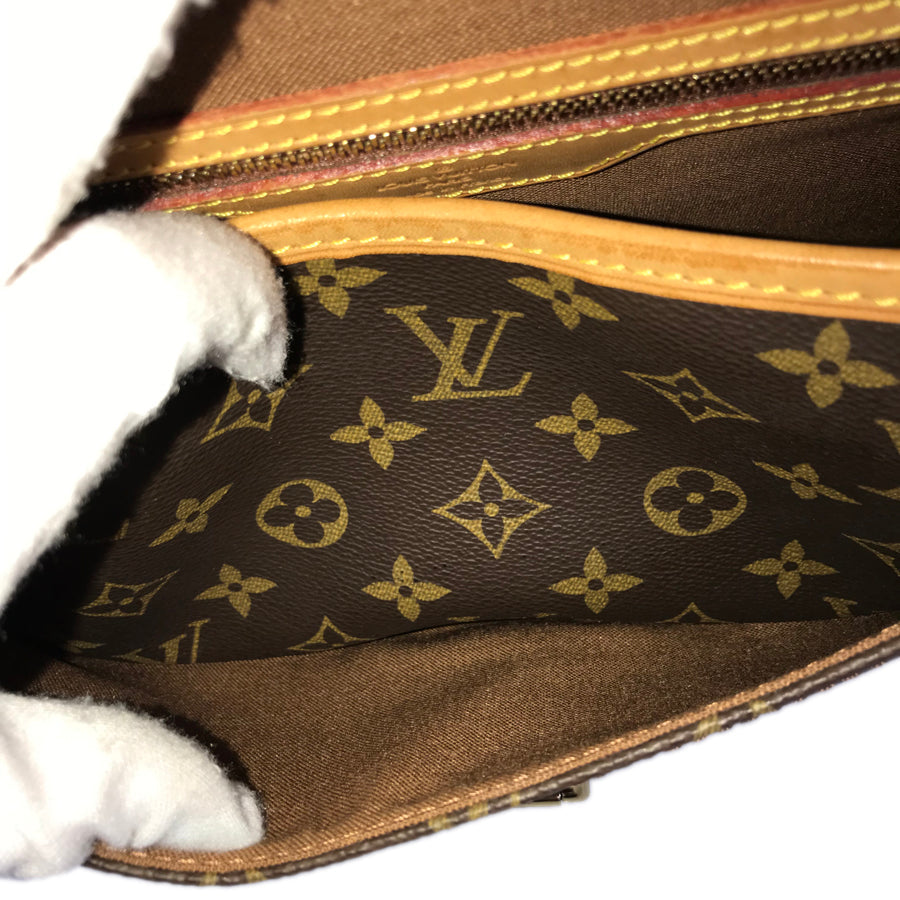 LOUIS VUITTON Monogram Sologne M42250 Shoulder bag