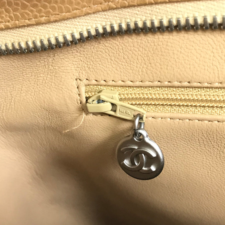 CHANEL Reissue Tote Tote bag