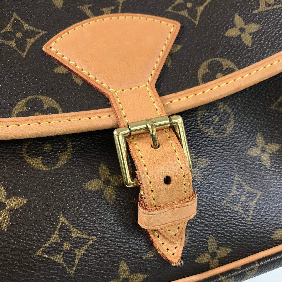 LOUIS VUITTON Monogram Sologne M42250 Shoulder bag