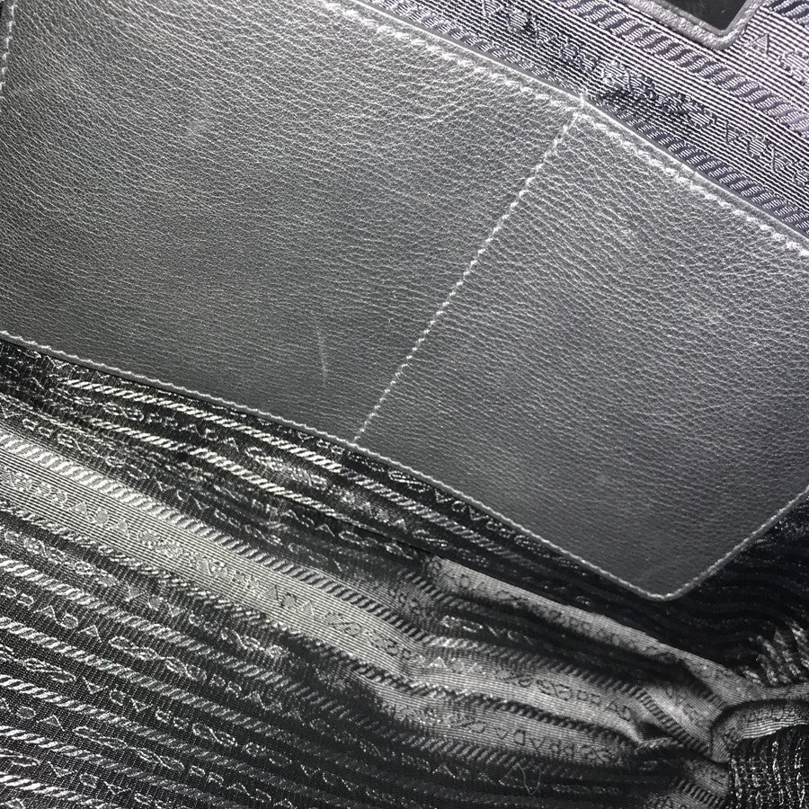 PRADA VITELLO 2VE002 Briefcase