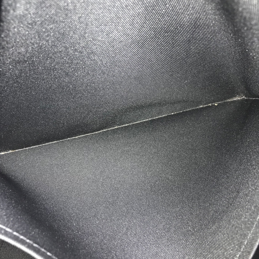 LOUIS VUITTON Taiga Porte Documents Voyage M34418 Briefcase
