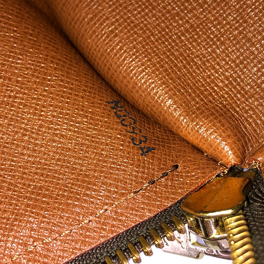 LOUIS VUITTON Monogram Old Papillon 26 M51366 Hand bag