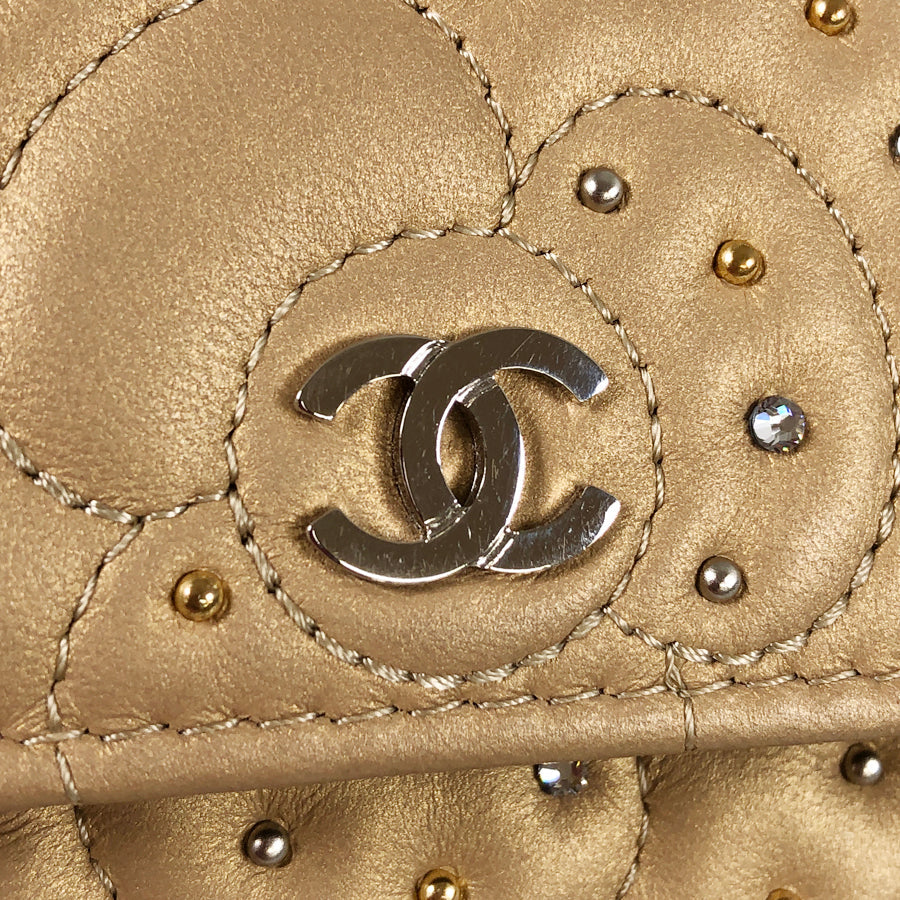 CHANEL New Camellia Long wallet