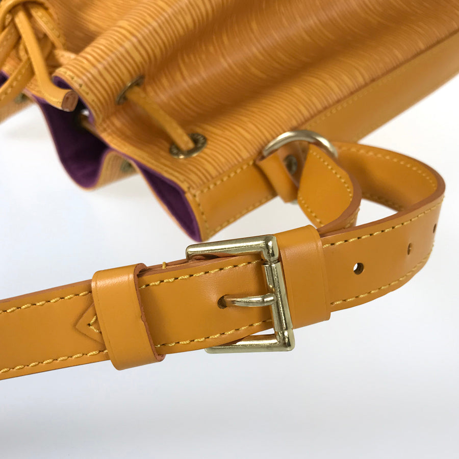 LOUIS VUITTON Epi Noe M44009 Shoulder bag