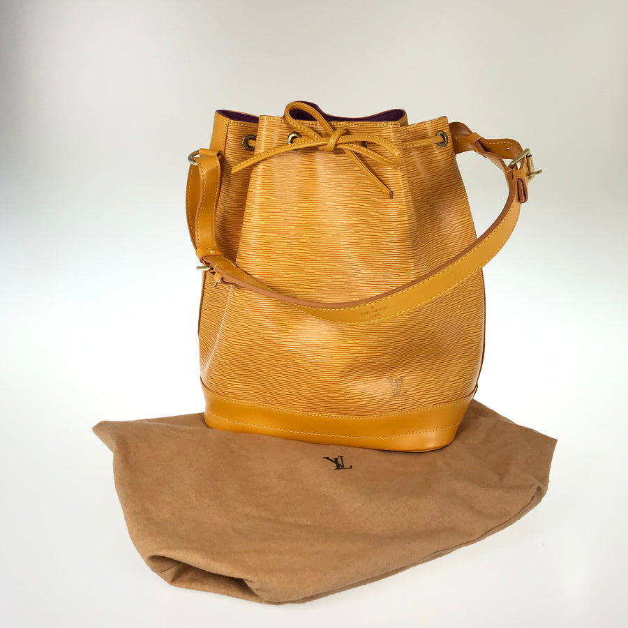 LOUIS VUITTON Epi Noe M44009 Shoulder bag