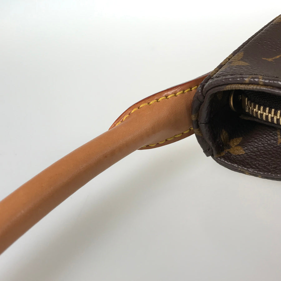 LOUIS VUITTON Monogram Looping GM M51145 Shoulder bag