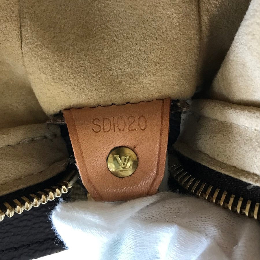 LOUIS VUITTON Monogram Looping GM M51145 Shoulder bag