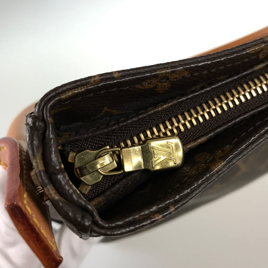 LOUIS VUITTON Monogram Looping GM M51145 Shoulder bag