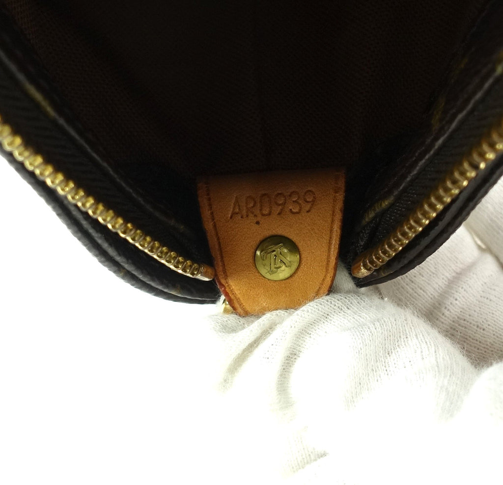 Louis Vuitto Cabas Mezzo Monogram Canvas Tote Bag