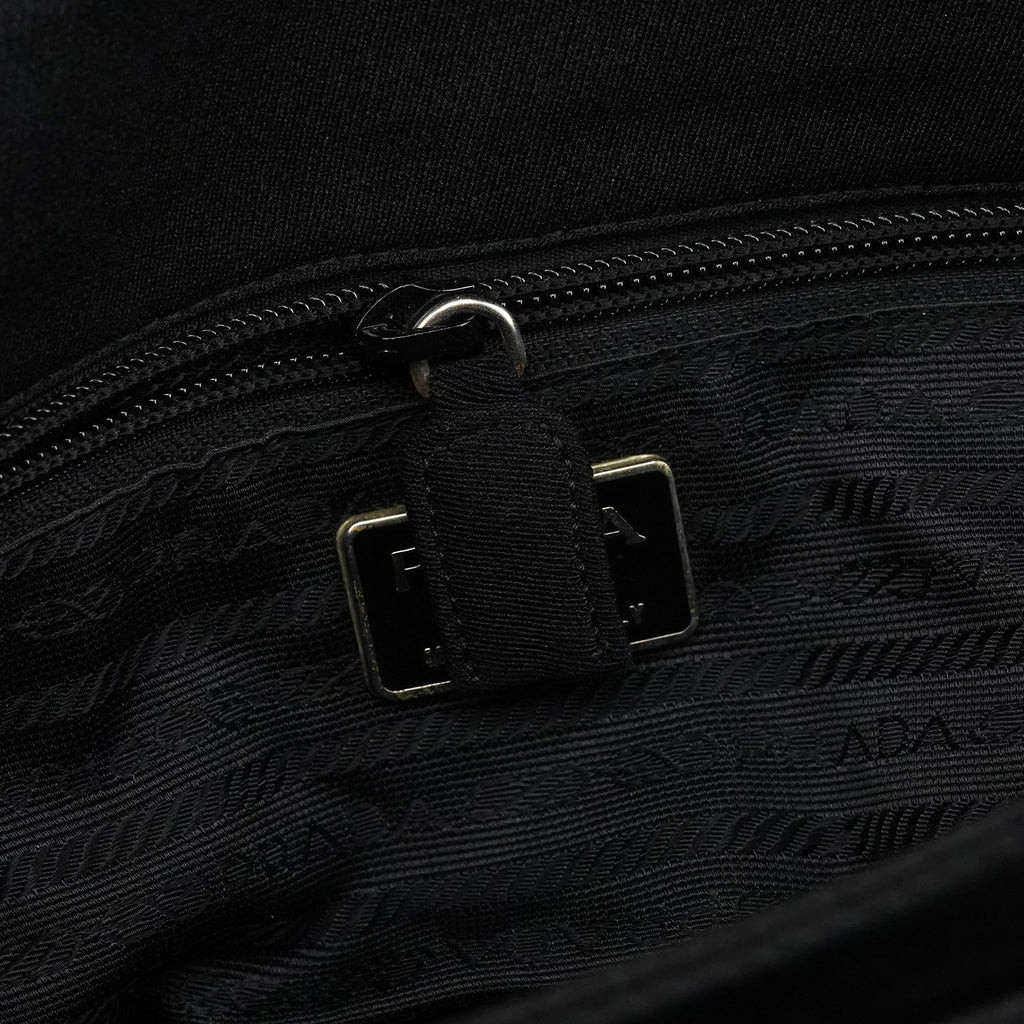1996 Black Tessuto Swing Shoulder Bag