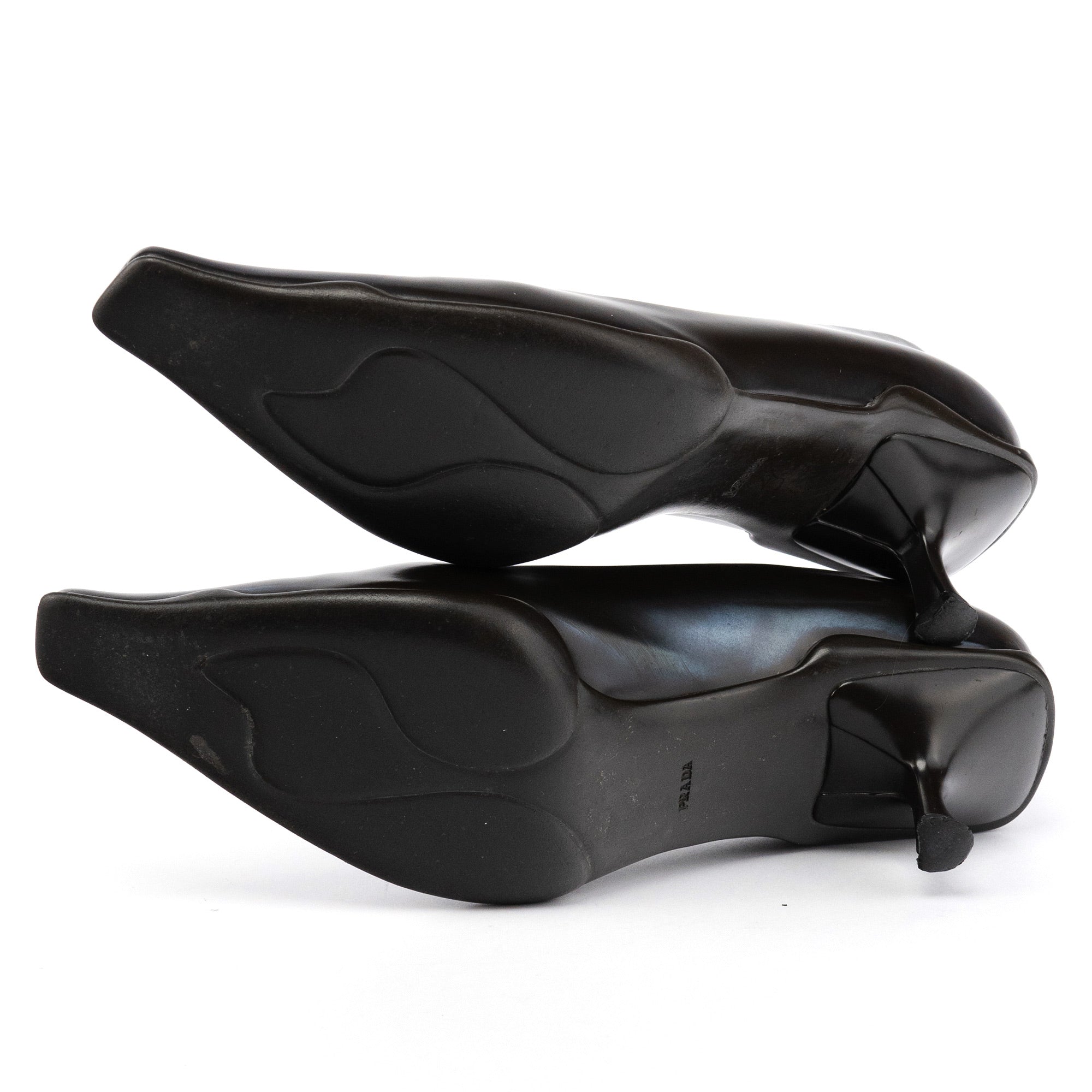 1998 Black Leather Sculpted Sole Kitten Heels