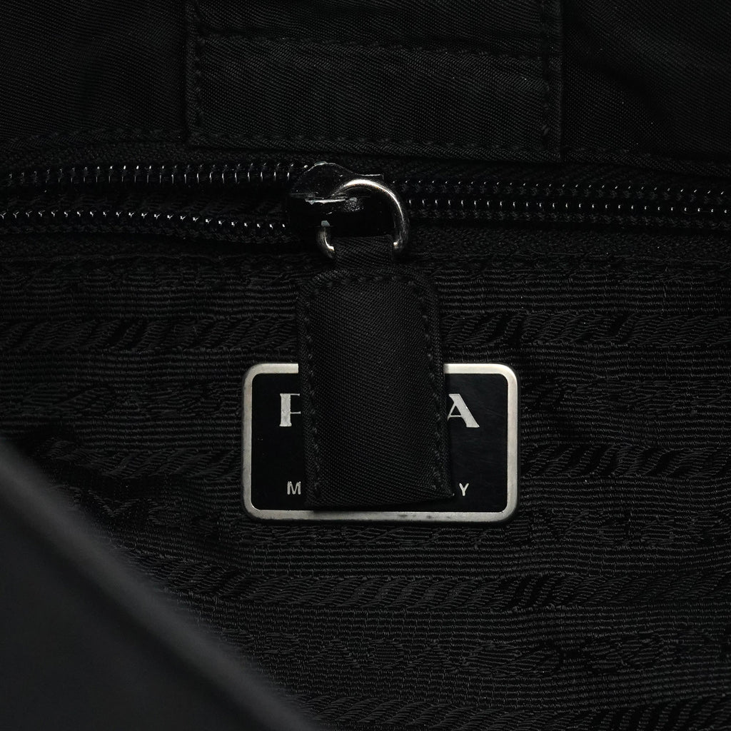 1998 Black Tessuto Asim Shoulder Bag