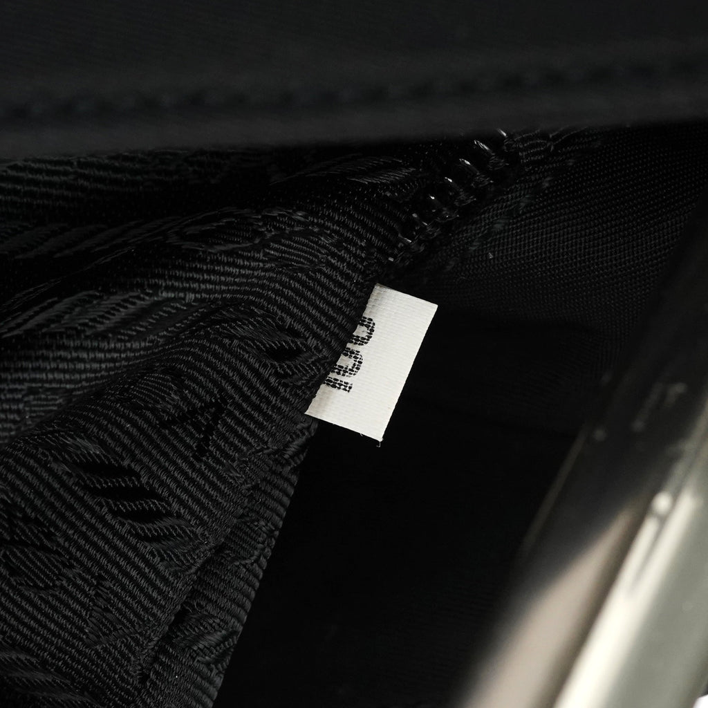 1998 Black Tessuto Metal Shoulder Bag