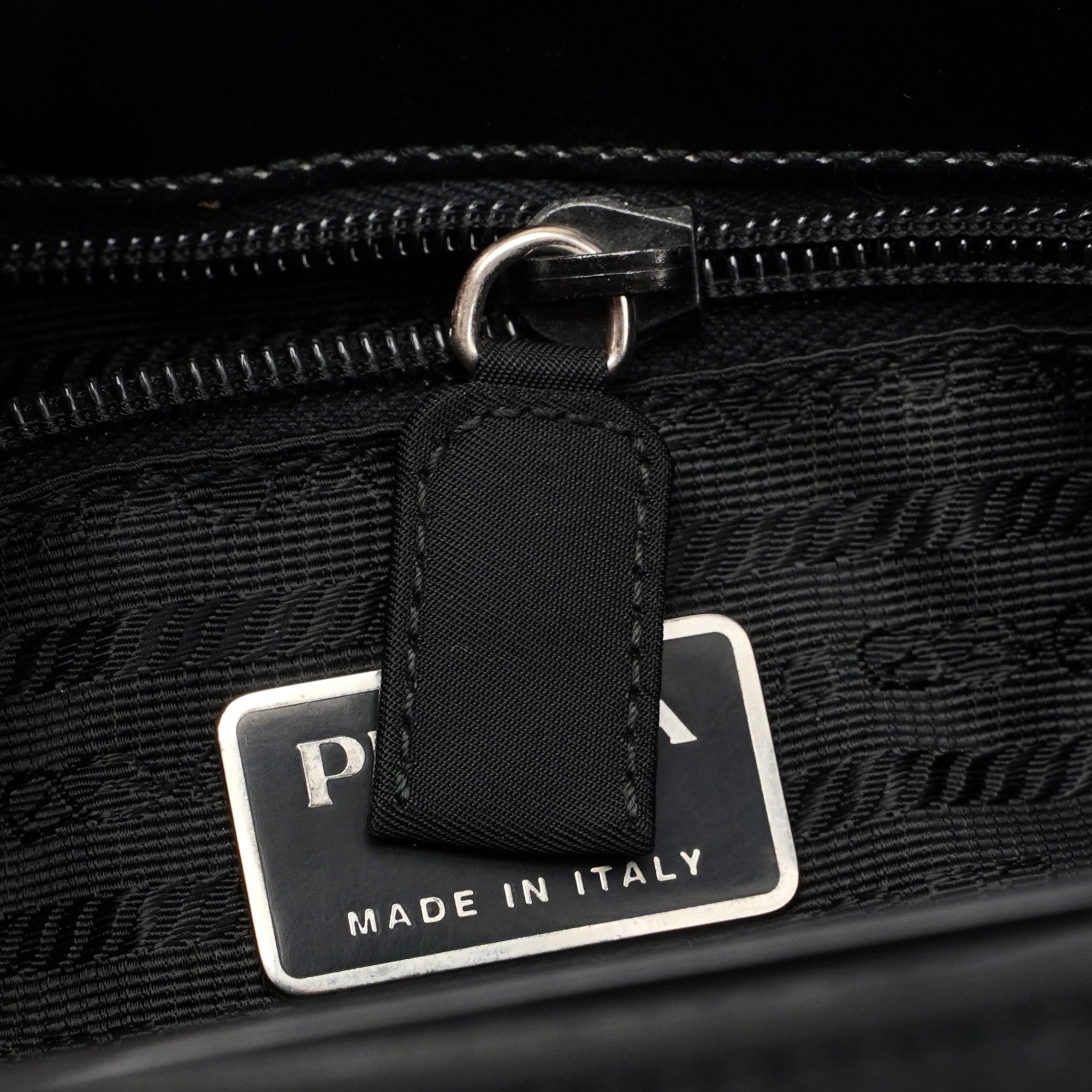 1998 Black Tessuto Metal Shoulder Bag