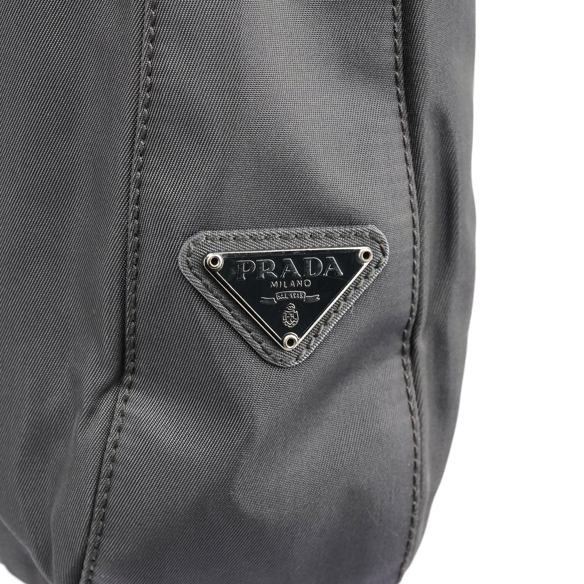 1998 Grey Tessuto Metallo Nylon Shoulder Bag