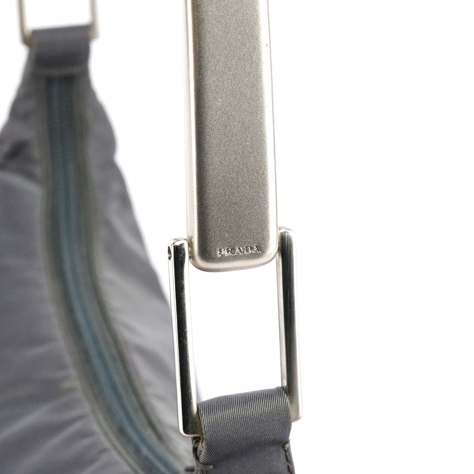 1998 Grey Tessuto Metallo Nylon Shoulder Bag