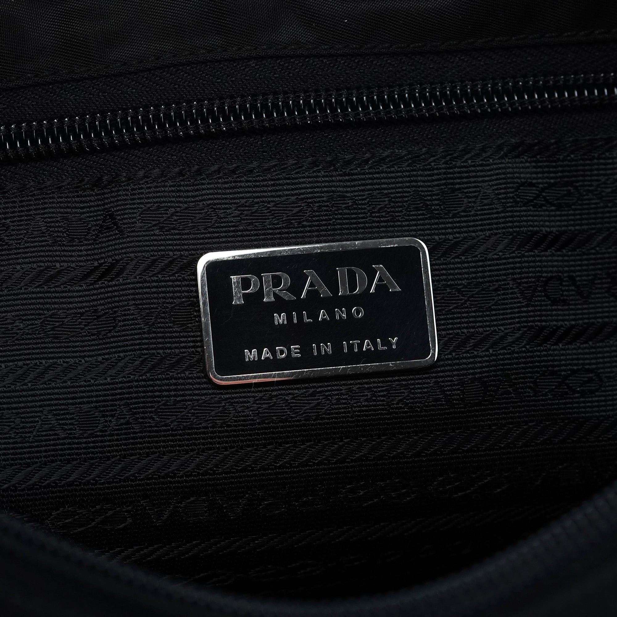 1998 Black Tessuto Plastic Hobo Shoulder Bag