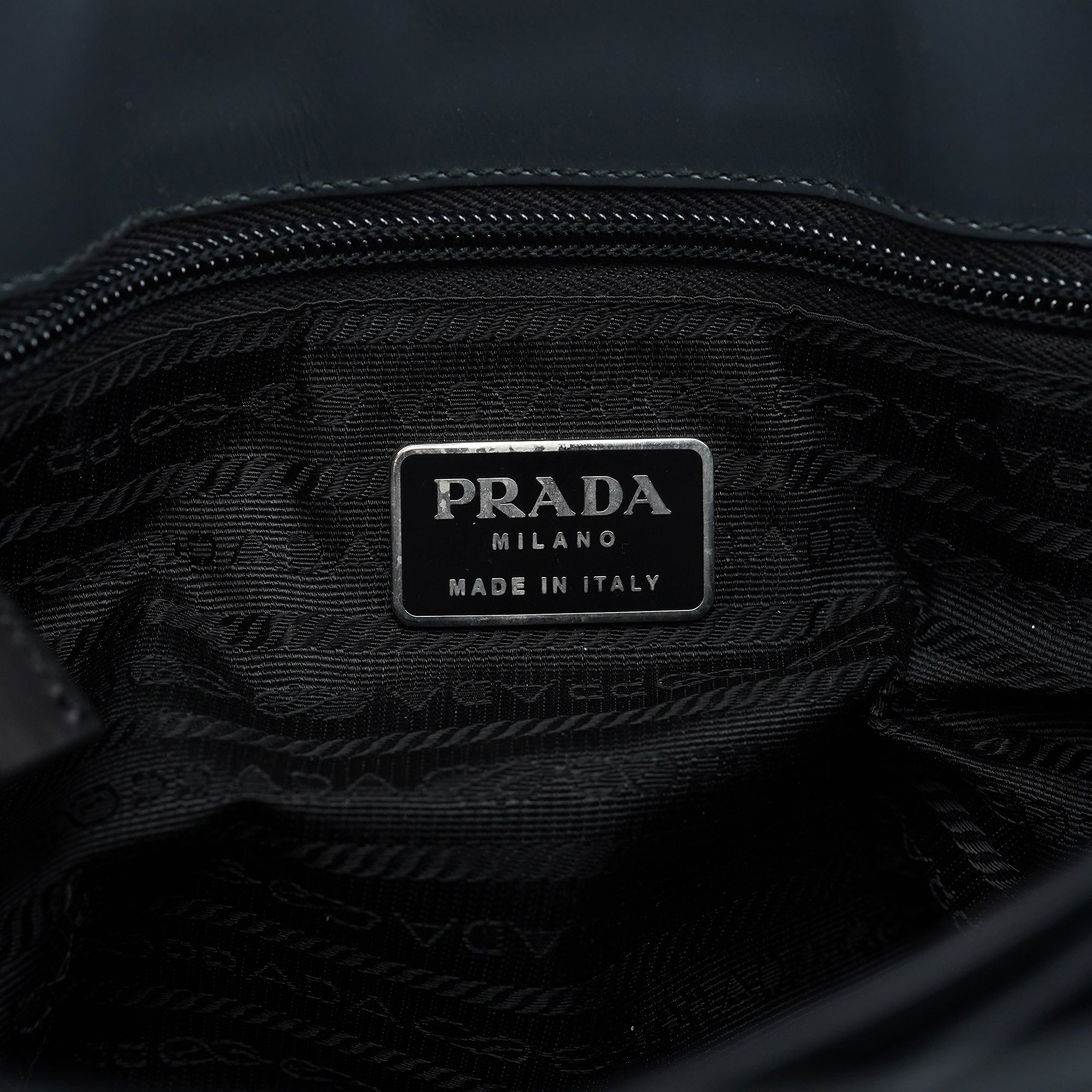 1998 Grey Vitello Metallo Shoulder Bag