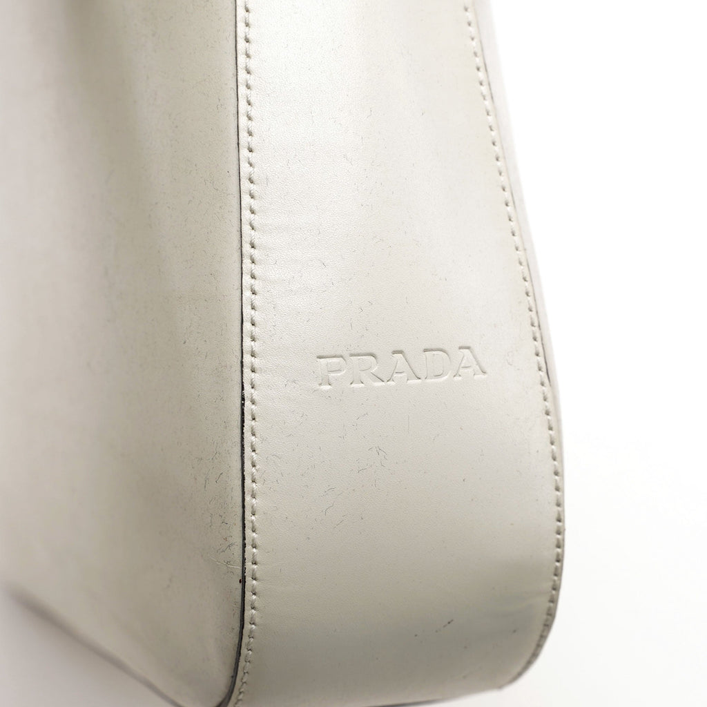 1998 Vitello Metallo White Calfskin Shoulder Bag