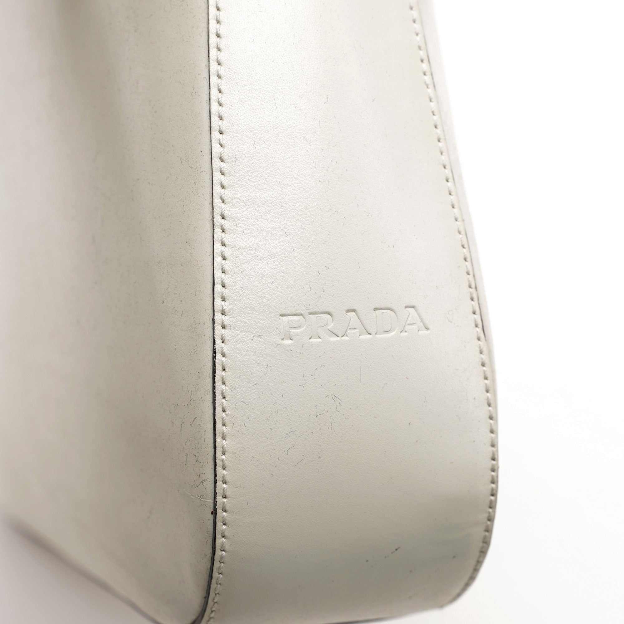 1998 Vitello Metallo White Calfskin Shoulder Bag