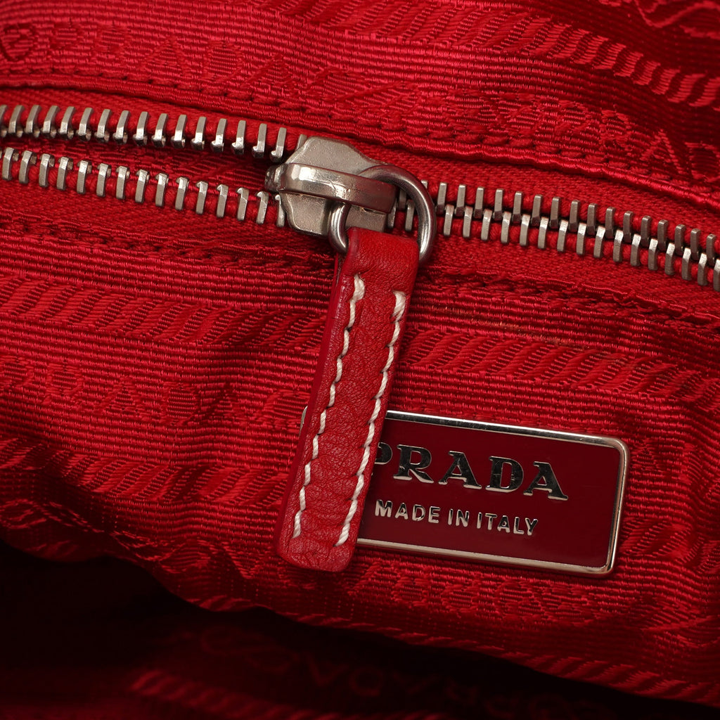 1999 Beige Red Canapa Sport Tote