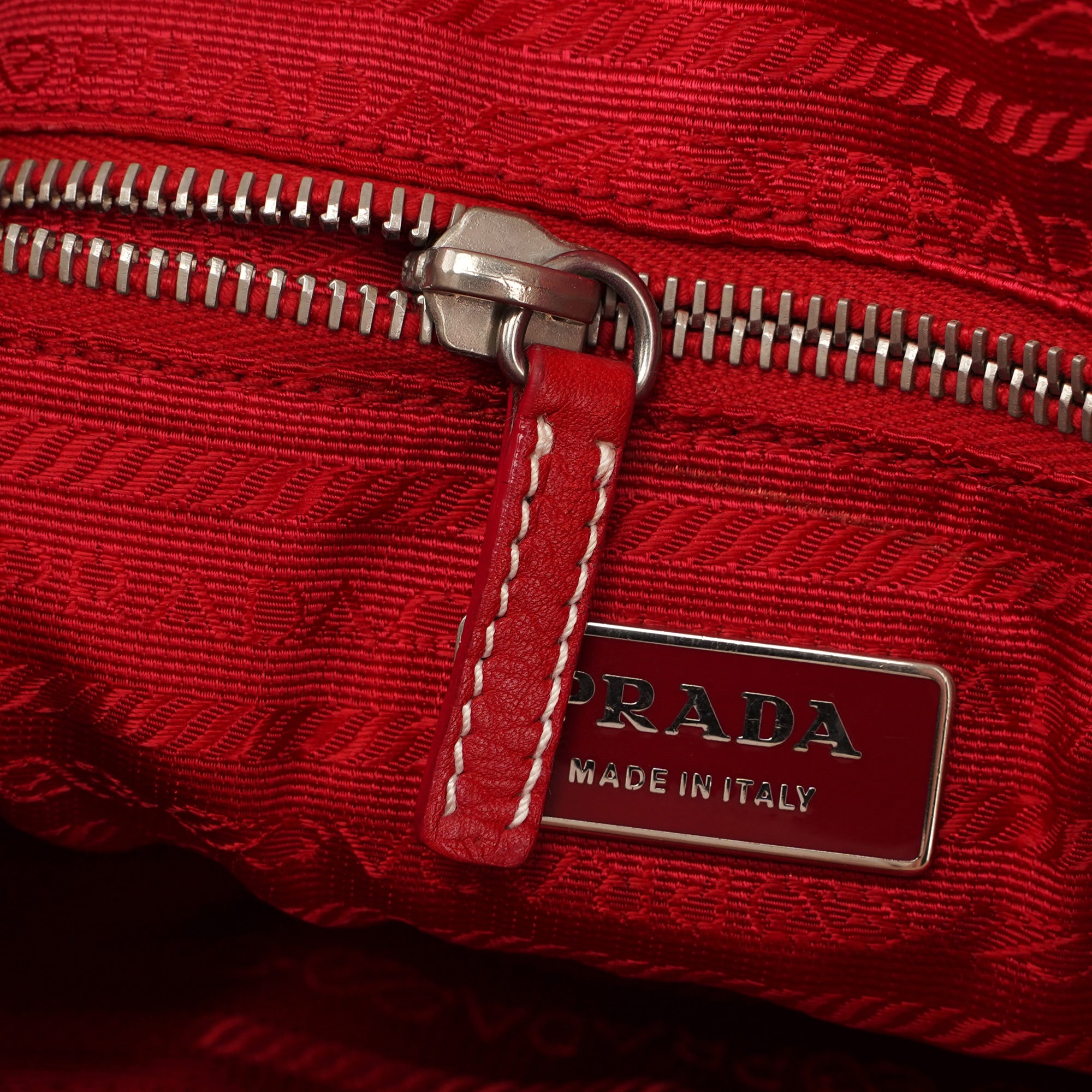 1999 Beige Red Canapa Sport Tote