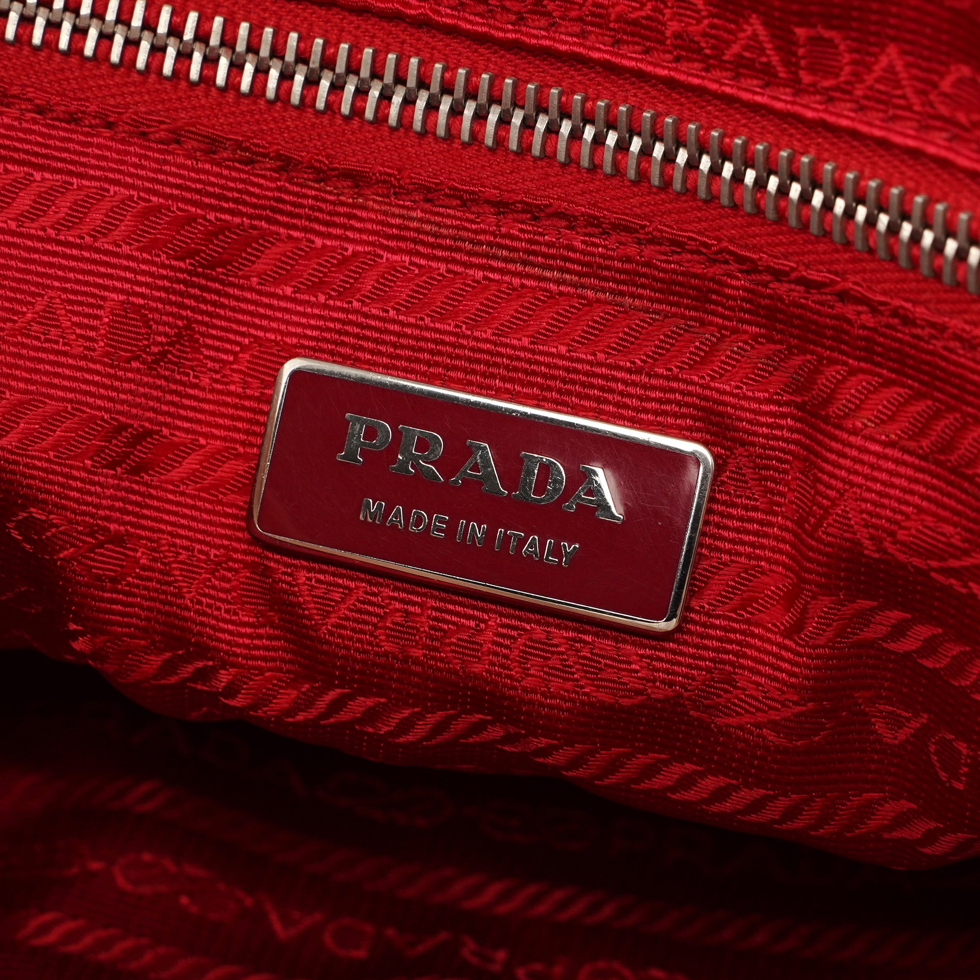 1999 Beige Red Canapa Sport Tote