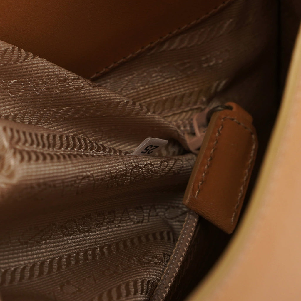 1999 Beige Vitello Basic Hobo Shoulder Bag