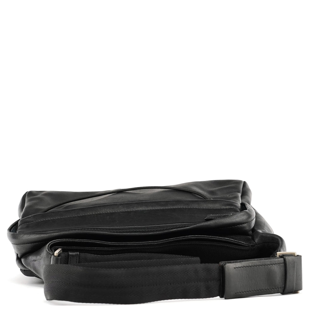 1999 Black Calfskin Crossbody Messenger Bag