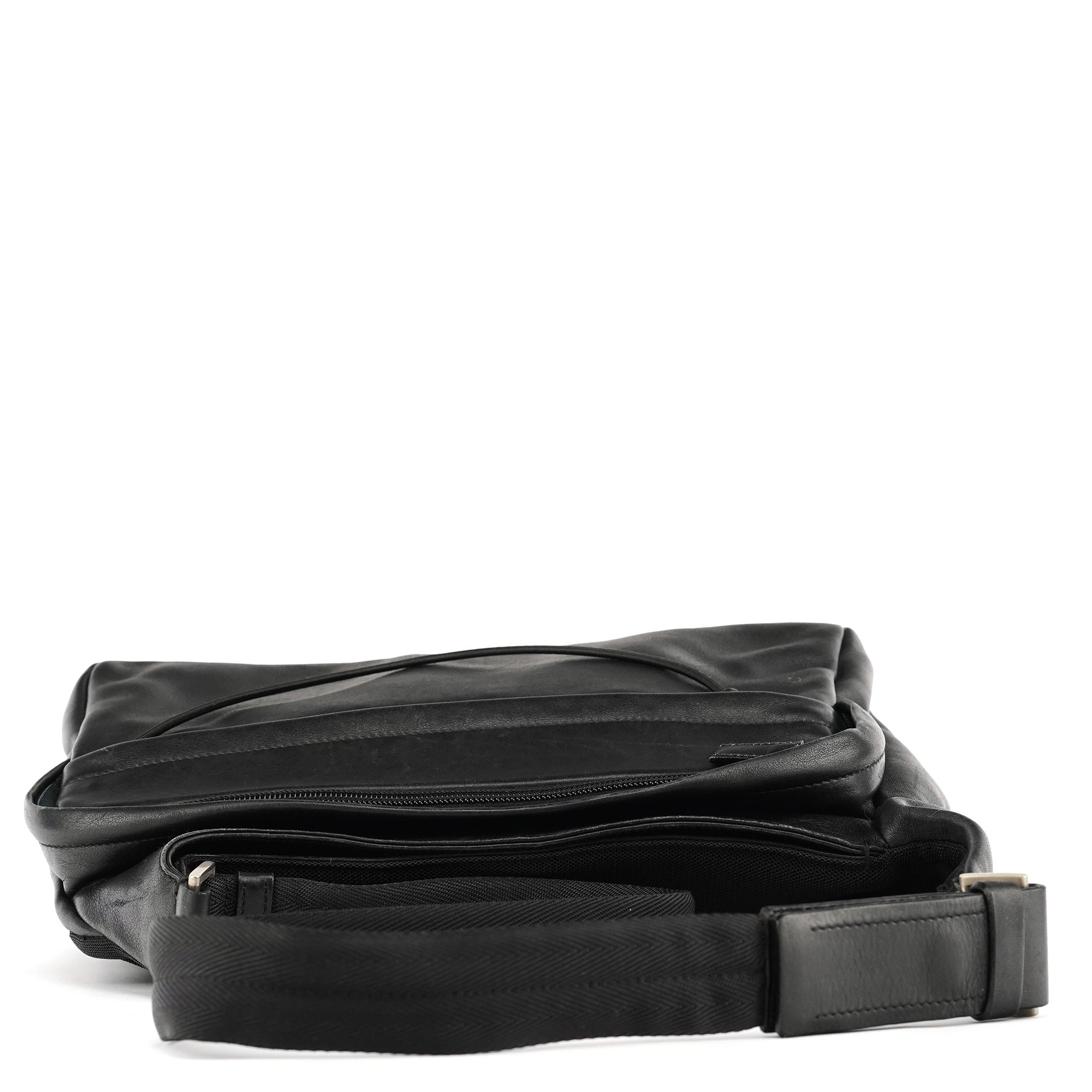 1999 Black Calfskin Crossbody Messenger Bag