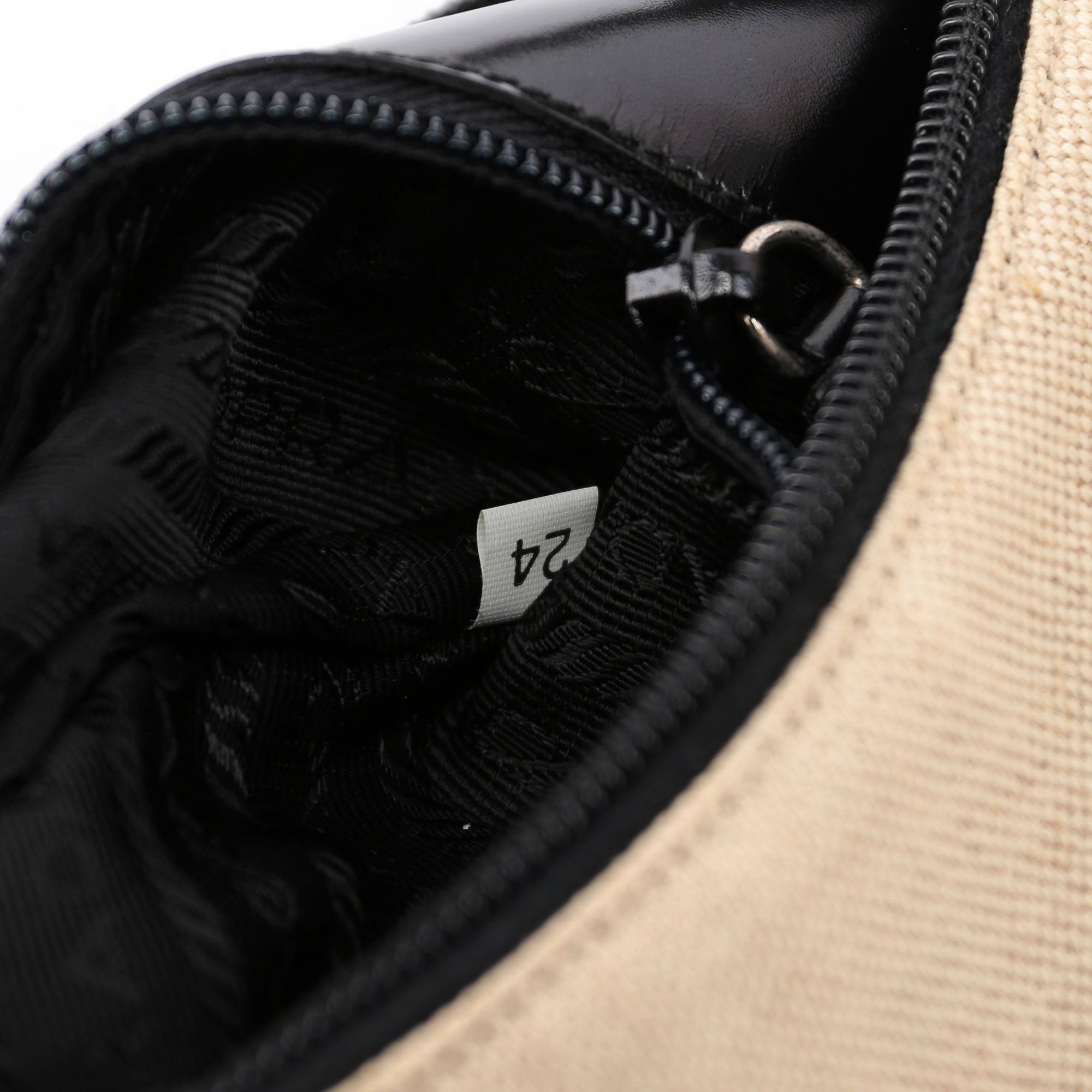 1999 Canvas Metal Handle Bag