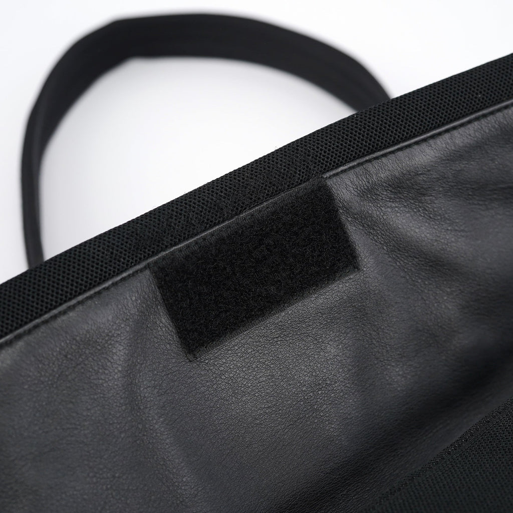 1999 Tessuto Mesh Sport Shoulder Bag
