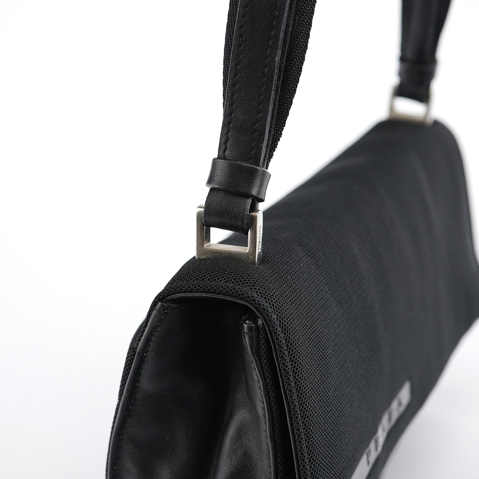 1999 Tessuto Mesh Sport Shoulder Bag