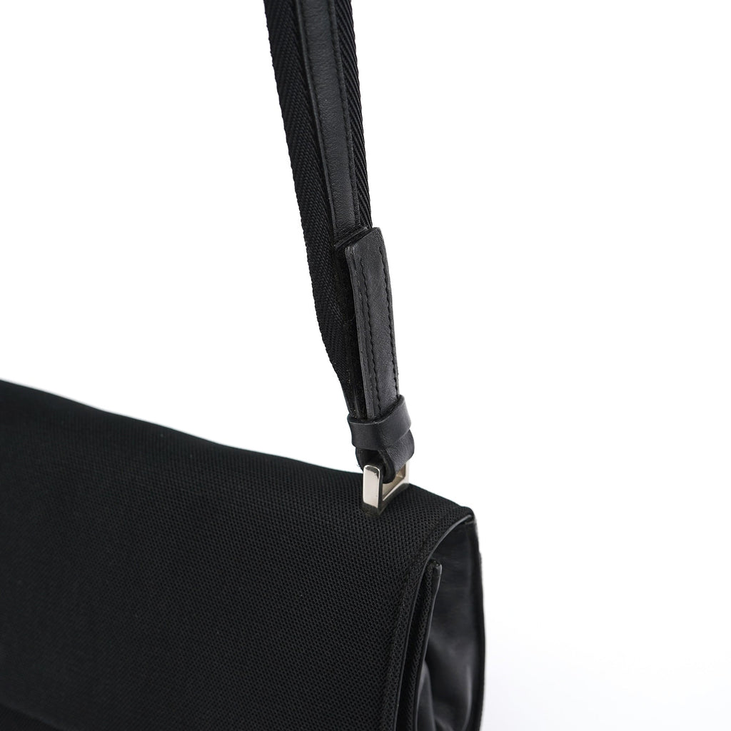 1999 Tessuto Mesh Sport Shoulder Bag