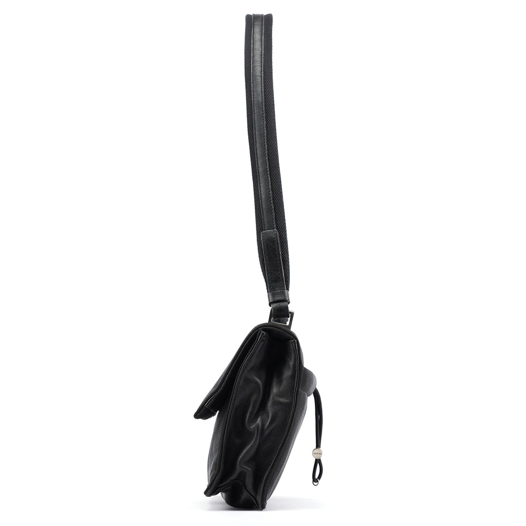 1999 Tessuto Mesh Sport Shoulder Bag