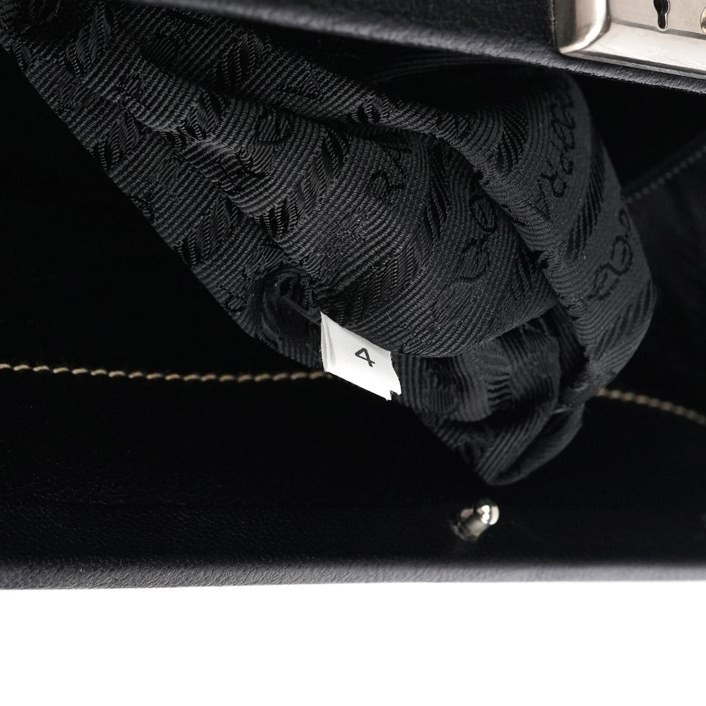 2000 Black Leather Keylock Clutch Top Handle Bag